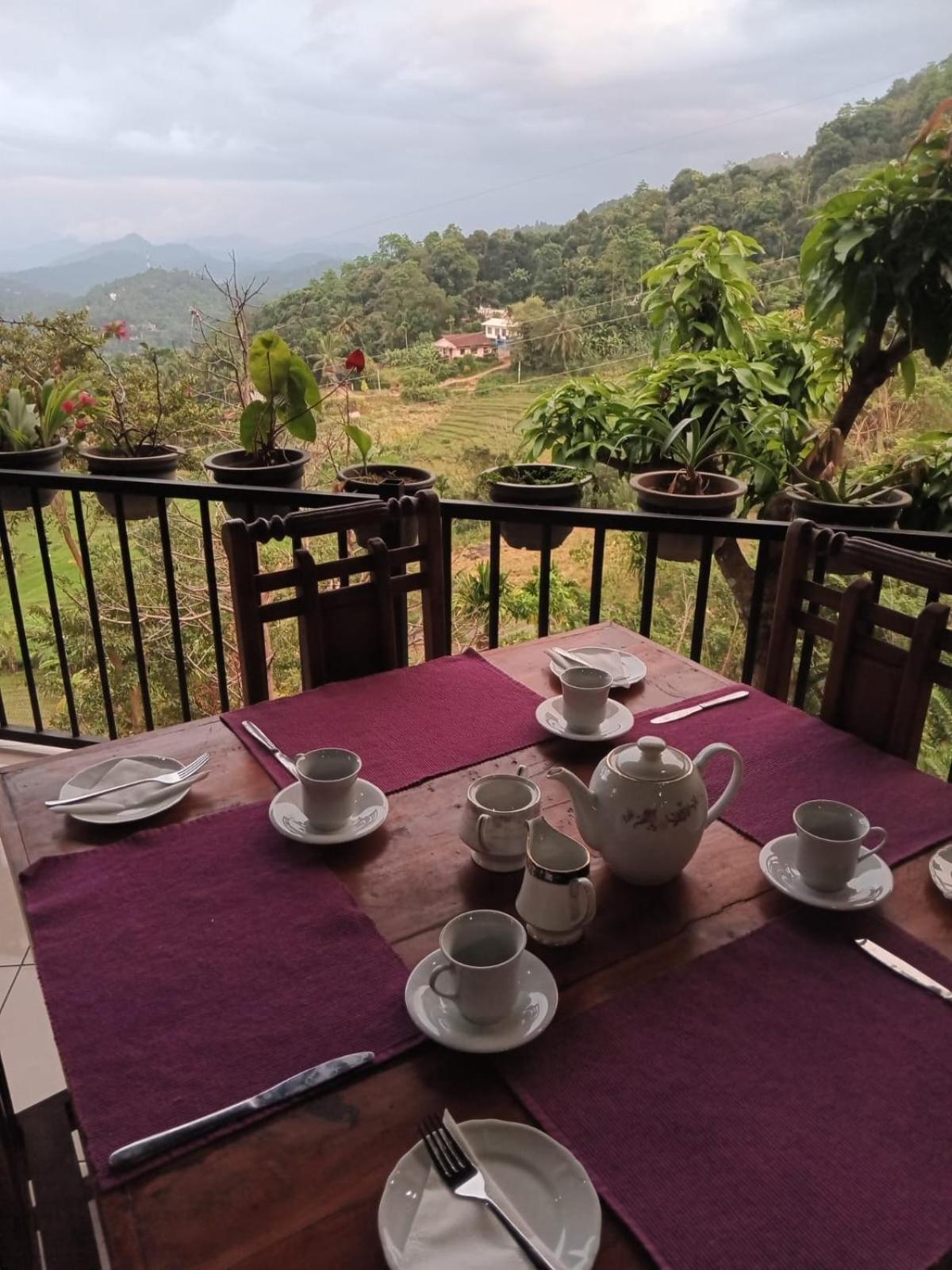 Kandy Ivy Mountain View Resort Dış mekan fotoğraf
